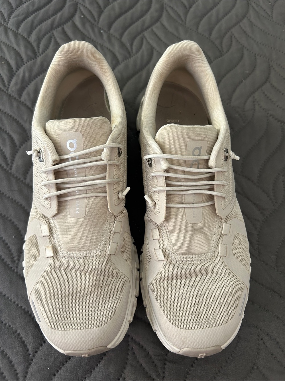 On Cloud Sand Beige Lightweight Sneaker
